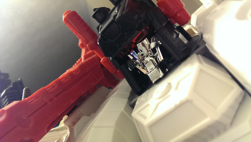 Illustration for article titled Hasbro's SDCC Exclusive G.I. Joe/Transformers Crossover Is So Sweet